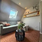 Nocleg ze śniadaniem Robinstays - The Artisan Retreats,