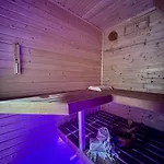 Nocleg ze śniadaniem Robinstays - The Artisan Retreats, 3*