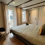 Robinstays - The Artisan Retreats, Nocleg ze śniadaniem Doesburg