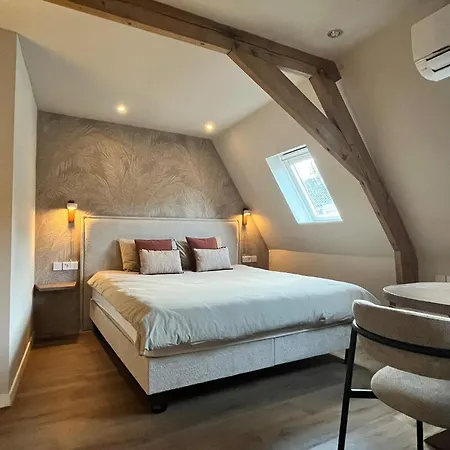Robinstays - The Artisan Retreats, 4*