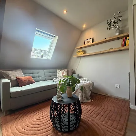 Bed & Breakfast Robinstays - The Artisan Retreats,