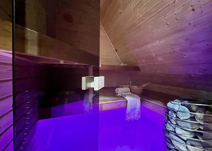 Robinstays - The Artisan Retreats, Bed & Breakfast 3*