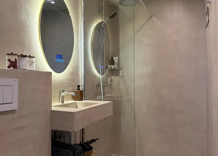 Robinstays - The Artisan Retreats, לינה וארוחת בוקר